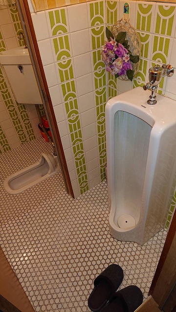 富士市　Y様邸　和式から洋式トイレに取替工事＆小便器の取替工事